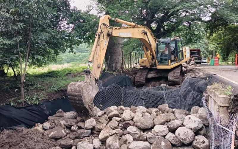 Infraestructura protegida: Caminos atiende socavamiento en Jutiapa 