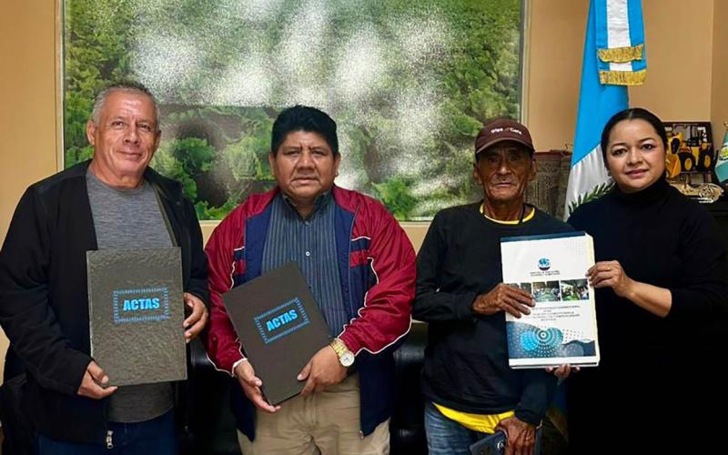 Pescadores artesanales de Iztapa organizados para fortalecer su producción