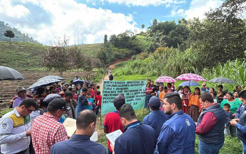 CIV escucha y guía a las comunidades para desarrollar obras en Alta Verapaz 