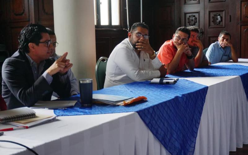 Inician mesas de trabajo para construir la nueva Ley General de Transporte Terrestre
