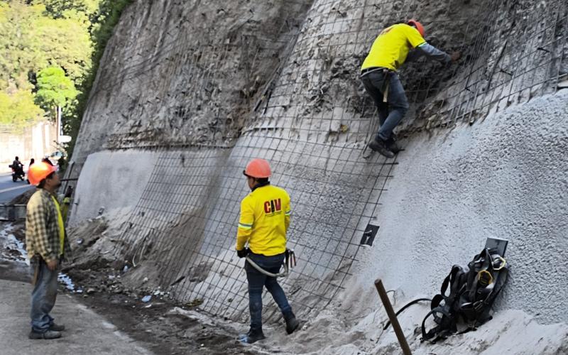 Protección de ruta Hincapié-Boca del Monte avanza en un 80% en primer muro