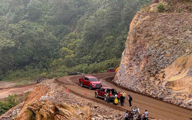 Mejoran la ruta en Nahualá para fortalecer la conectividad y la calidad de vida en Sololá