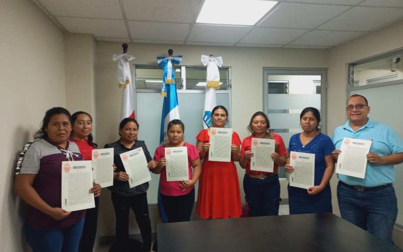 Más de 570 familias reciben certeza jurídica de sus hogares por parte de UDEVIPO