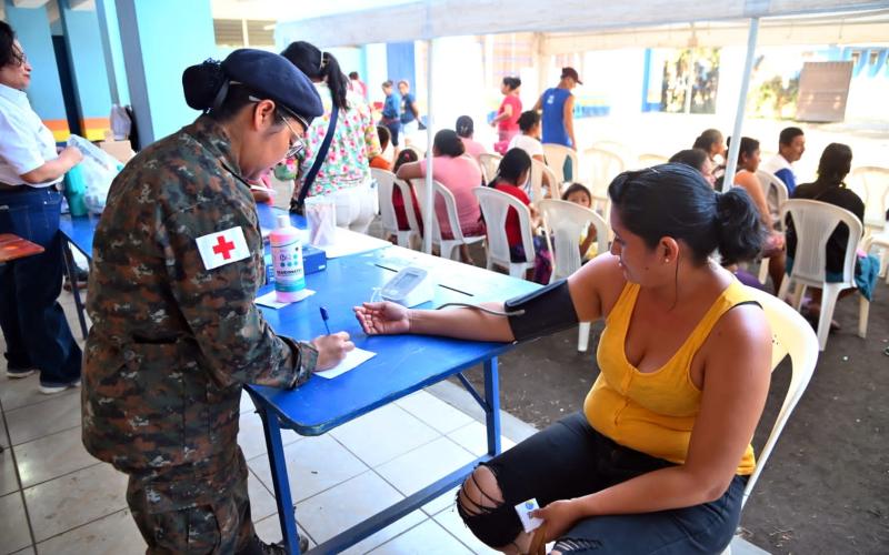 Ejército de Guatemala en coordinación con el Equipo de Asuntos Civiles de la Embajada de los Estados Unidos de América realizó jornada médica en Escuintla.