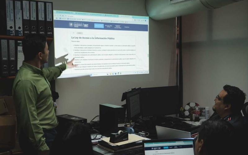 SIT fortalece la actualización de la información pública de oficio