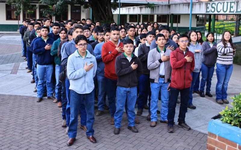 ENCA da la bienvenida a 612 estudiantes del Ciclo I 2026