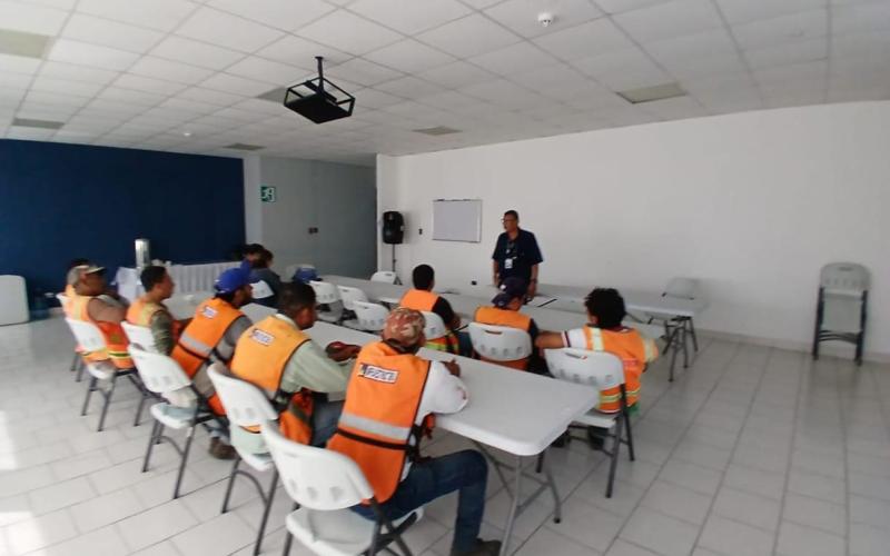 La actividad fue coordinada junto a las distintas unidades del Aeropuerto Internacional Mundo Maya