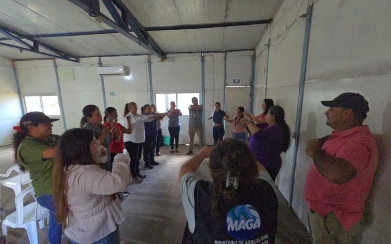 Impulsan talleres de empoderamiento para mujeres rurales en Escuintla