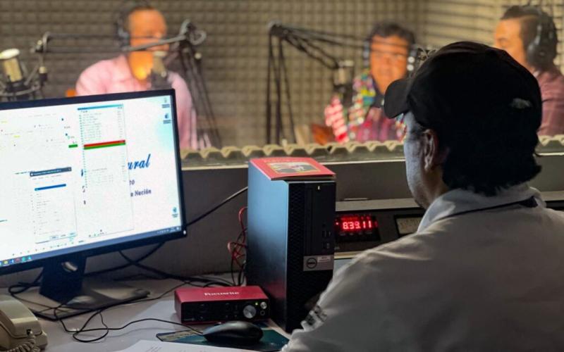 Radio Faro Cultural: voz de la cultura guatemalteca en el marco del Día Mundial de la Radio. 