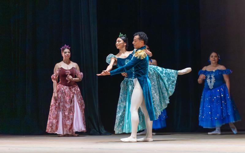 Ballet Nacional de Guatemala “Christa Mertins” inició temporada con “La Cenicienta” en el Centro Cultural Miguel Ángel Asturias. 
