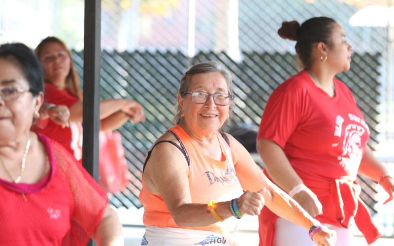 Superclase «Baila con el corazón»