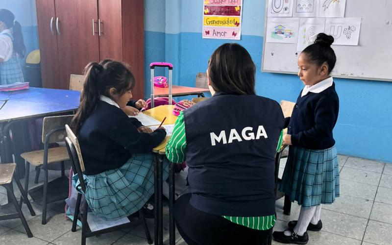 Estudiantes de la capital fortalecen hábitos de alimentación saludable