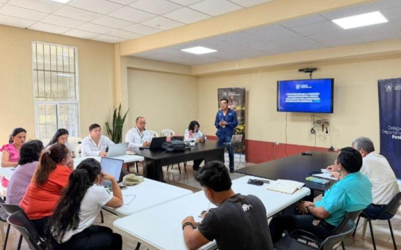 INSIVUMEH participa en reunión para fortalecer la educación ambiental en el norte del país
