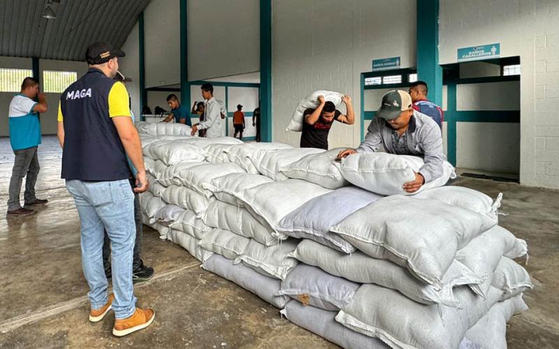 Preparan distribución de más de 11 mil raciones de alimentos