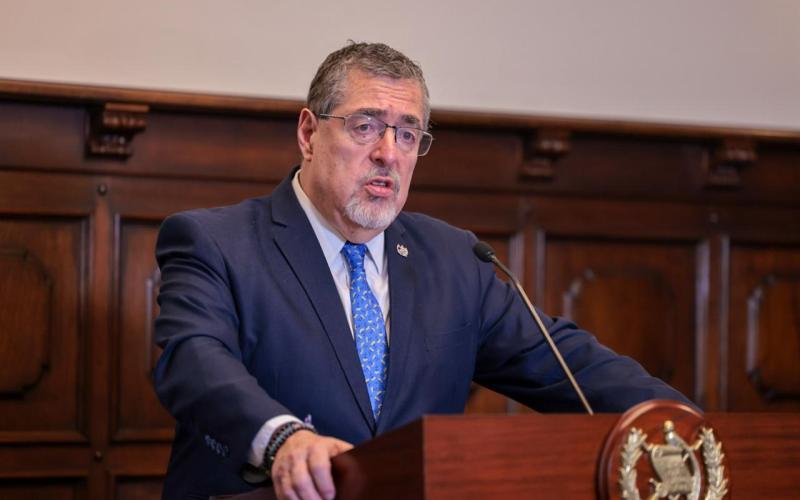 Ejecutivo respalda subsidios temporales para contener precios del combustible