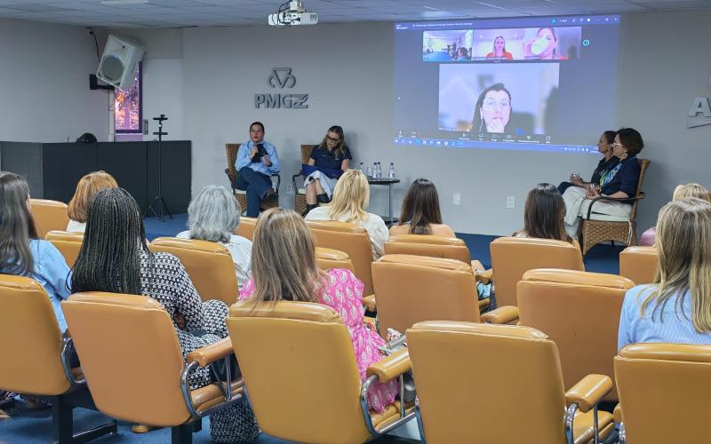 Conversatorio en ExpoZebú destaca liderazgo femenino en el sector pecuario