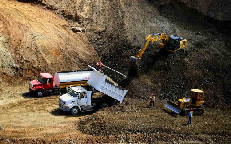 Construcción del Anillo C-50 sigue avanzando a su paso por Sansare