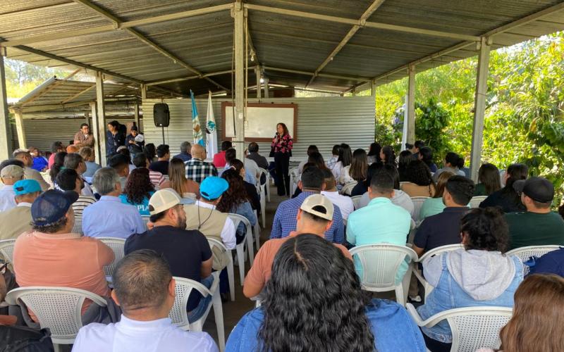 Fortalecen coordinación técnica para promover la agricultura familiar