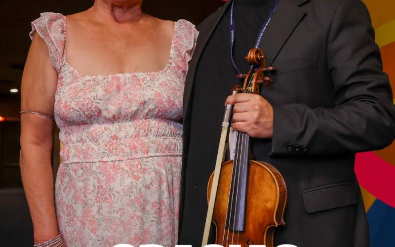 ¡Gracias mamá porque con tu amor el arte florece