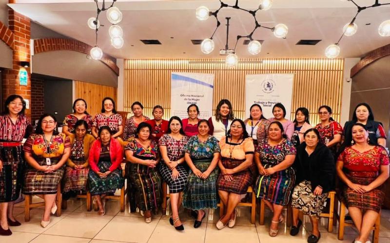 Mintrab capacita a mujeres de diversas comunidades