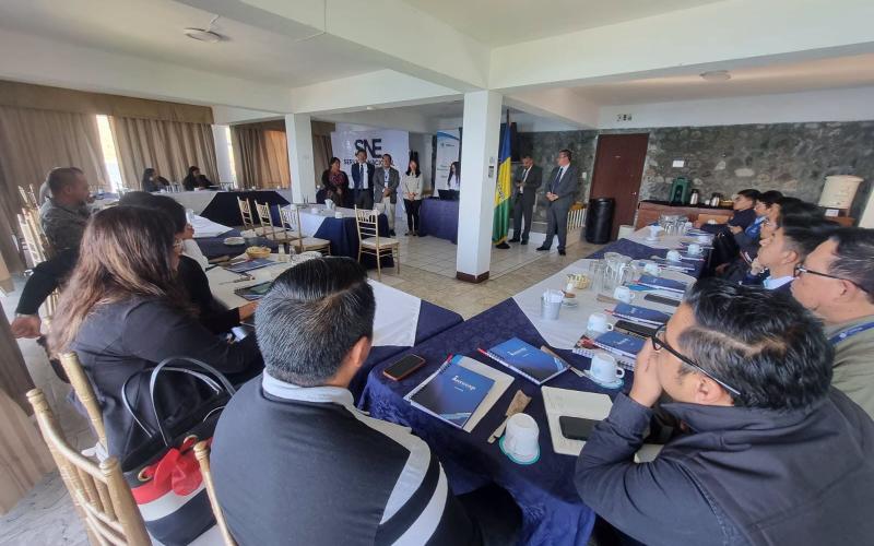 Se realiza Foro Empresarial en Sololá
