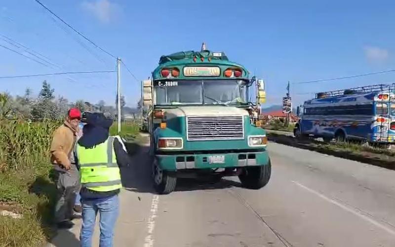 Verifican 115 buses y sancionan a más de 10 durante operativos en carretera