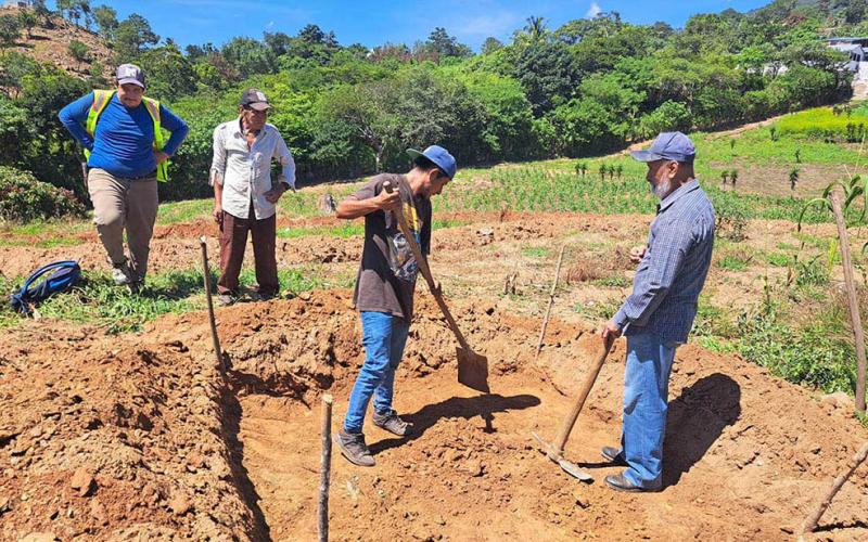 Mejoran la productividad agrícola y el manejo hídrico en El Progreso