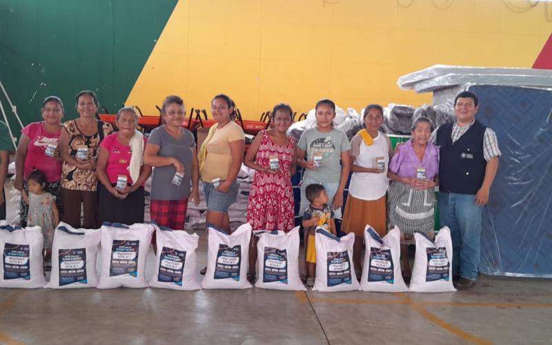 Entrega de semillas fortalece producción de alimentos en municipios priorizados por Mano a Mano