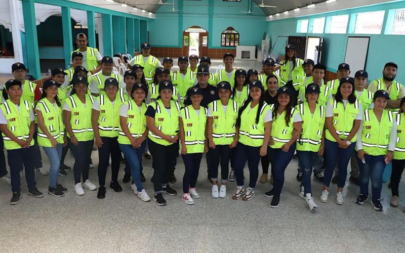 Servidores cívicos fortalecen la educación vial en las comunidades