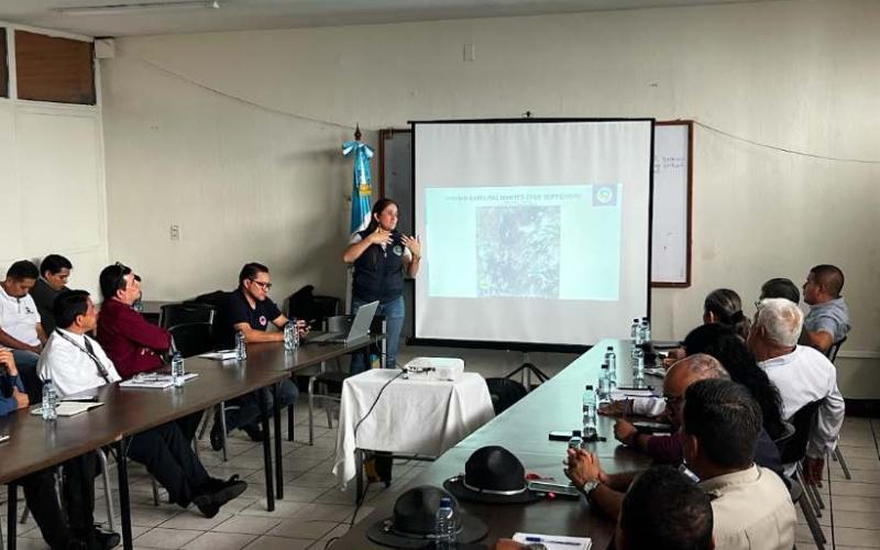 SIT fortalece la coordinación para atender emergencias en Guatemala