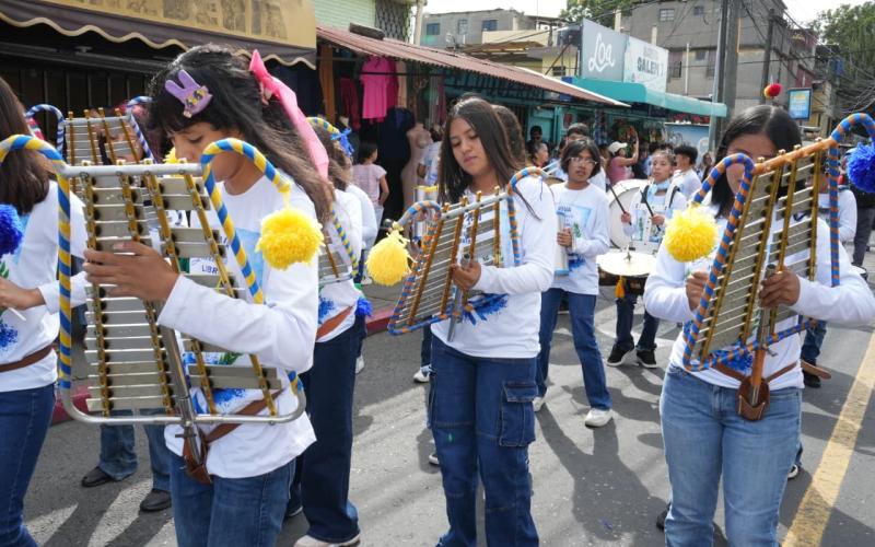 El talento juvenil y la convivencia se encuentran en el Primer Festival de Bandas del Mingob