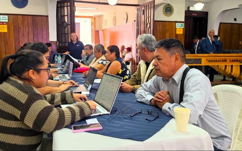 Feria de Empleo para Personas Mayores se realiza con éxito