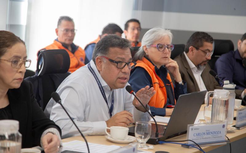 La mesa técnica interinstitucional fue encabezada por el titular de la SEGEPLAN, Carlos Mendoza.