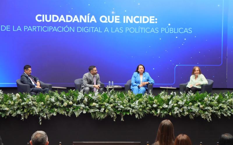 A lo largo de este evento, se hizo énfasis en temas como acceso a la información e integridad pública, participación ciudadana, transparencia, rendición de cuentas y gobernanza.