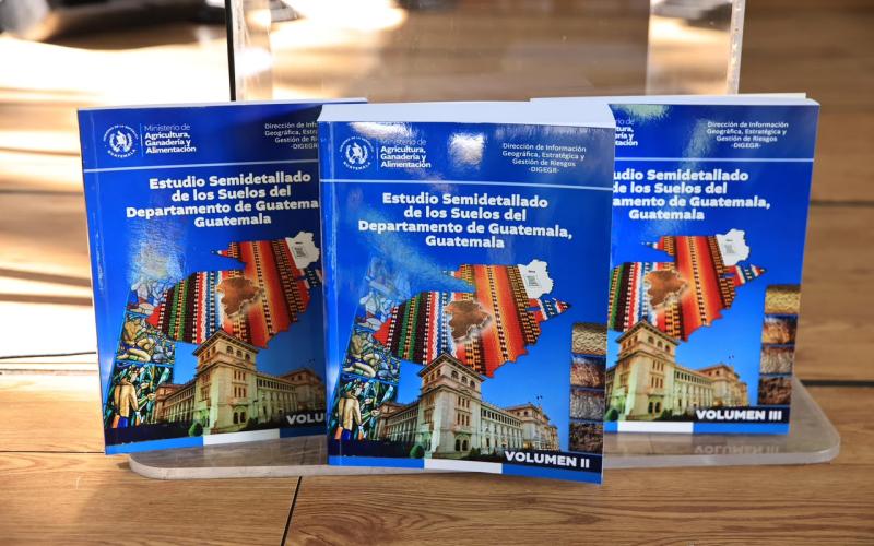 Presentan estudio científico que fortalece el conocimiento de los suelos de Guatemala