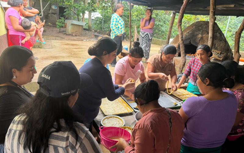 Realizan taller de transformación de alimentos en Comapa