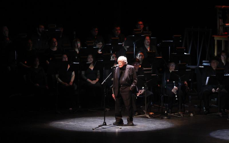 La Gran Sala Efraín Recinos albergó el estreno de La tumba del Gran Lengua