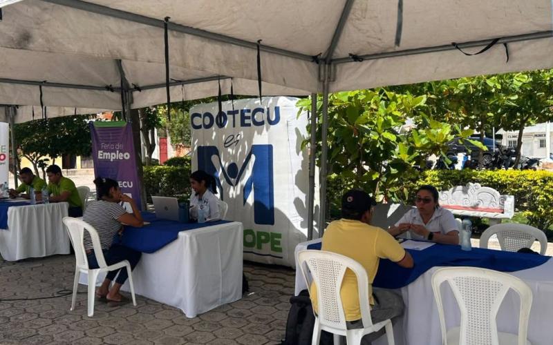 Se realiza kiosco de Empleo en Zacapa