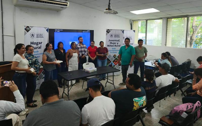Impulsan nuevas oportunidades de mercado para productores de Petén