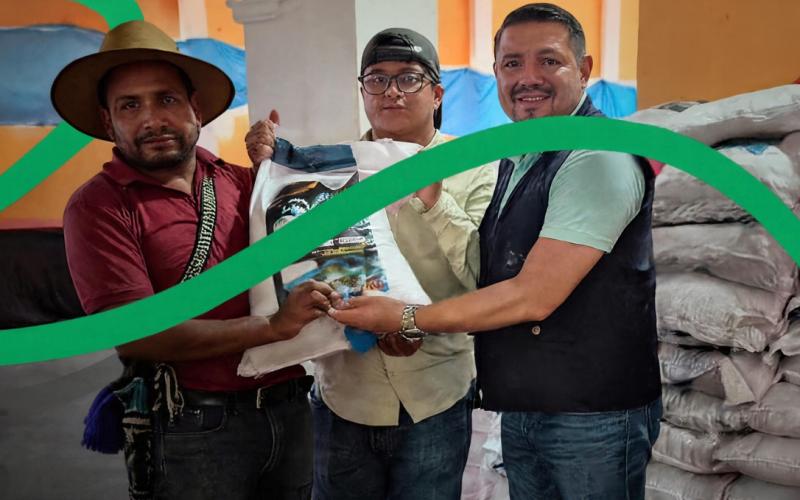 Más de 50 mil familias recibieron insumos para producción