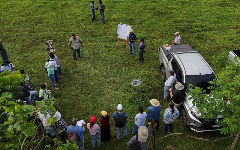 En Suchitepéquez mejoran capacidades técnicas para optimizar el uso de agua y suelo