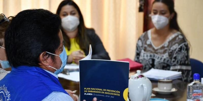 Previniendo embarazos en adolescentes