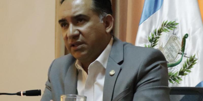 Ministro Mario Rojas expone en foro de inversión económica