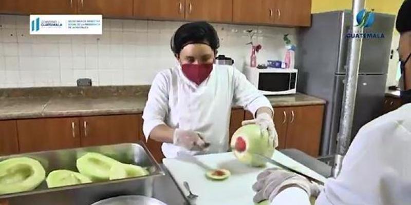Marvin trabaja en el centro Álida España de Arana