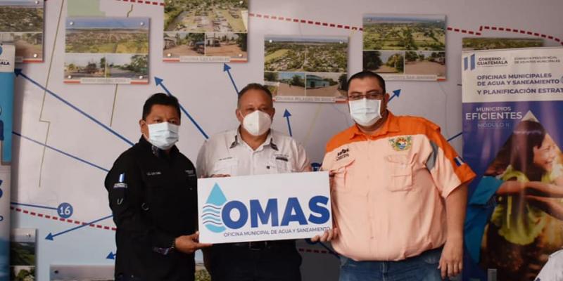 Ing. Luis Ruano y alcalde de dicho municipio 