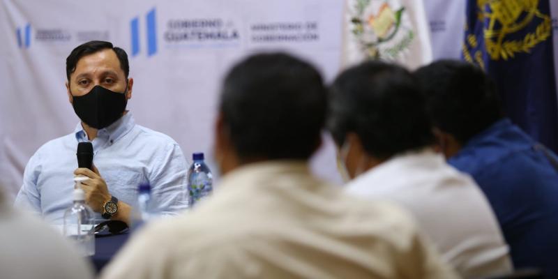 Ministro de Gobernación dirigirá mesa de diálogo con transportistas