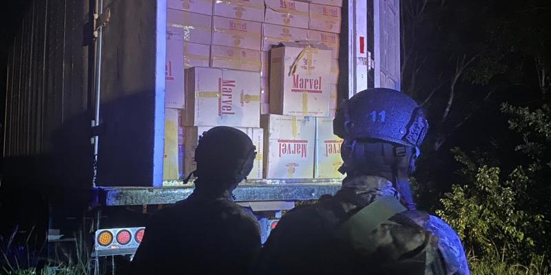 Personal militar detectó vehículo agrícola y un camión que transitaban de manera sospechosa a la altura del Kilómetro 409 “Cruce de Sabanetas”