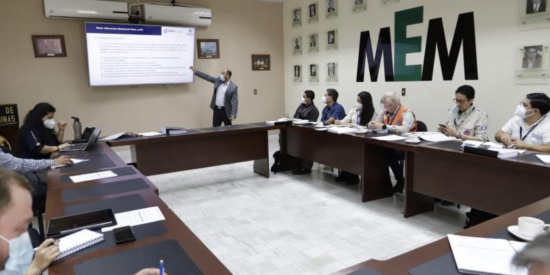Reunión de instituciones que participan en el proceso de traslado de información al Pueblo Xinka de Guatemala.
