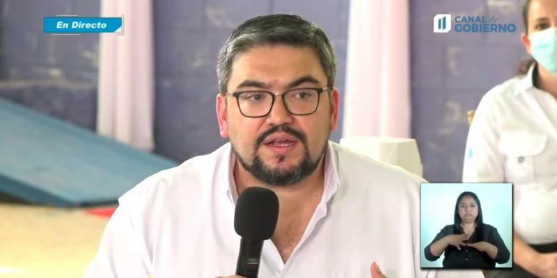 Alberto Pimentel Mata, Ministro de Energía y Minas.