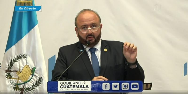 El Ministro de Economía, Antonio Malouf, durante su participación en conferencia de prensa en Palacio Nacional de la Cultura.
